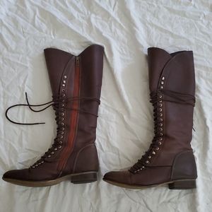 Steve Mdden high lace up boots